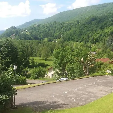 Apartment Appart Au Lac D'Aiguebelette Et Montagne