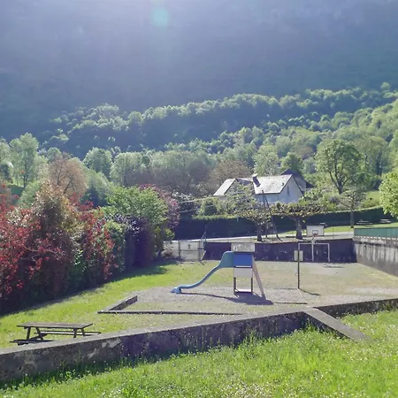 Au D'aiguebelette Et Montagne